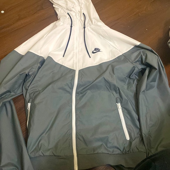 worn once. - Picture 1 of 5